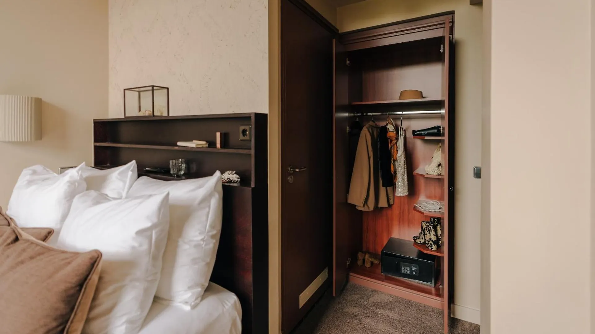 Hotel Omega Amsterdam